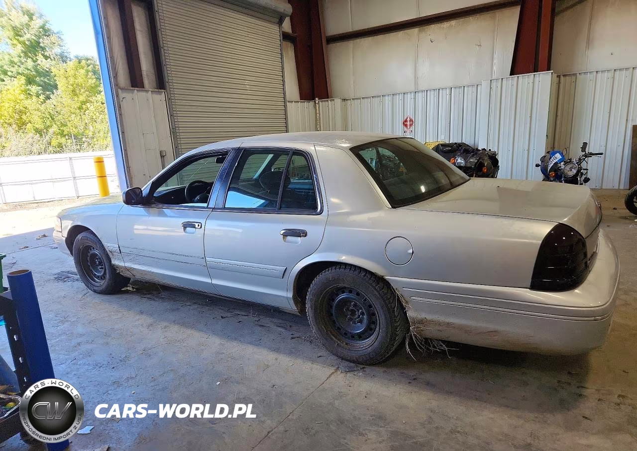 1999 Ford Crown Victoria Police Interceptor VIN:2FAFP71W1XX116004 - 2