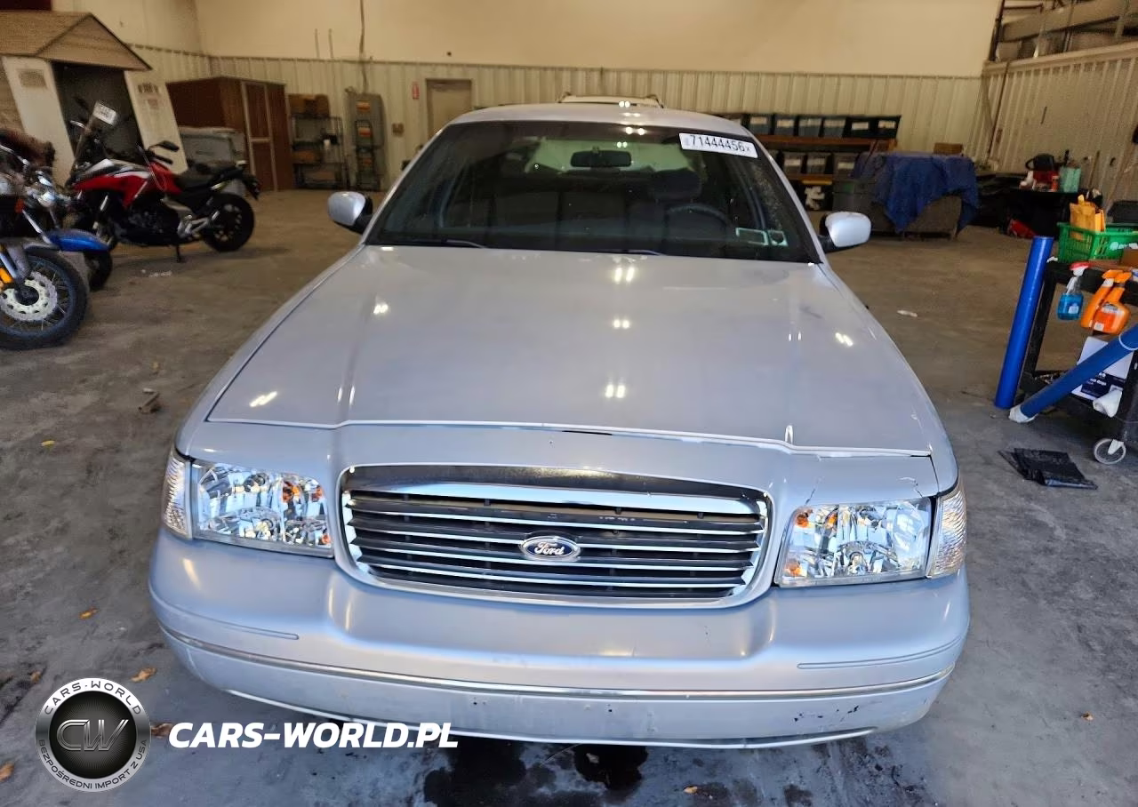 1999 Ford Crown Victoria Police Interceptor VIN:2FAFP71W1XX116004 - 5