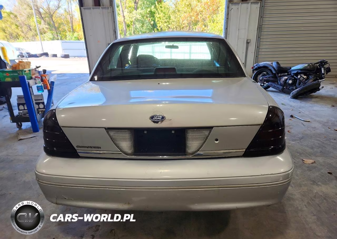 1999 Ford Crown Victoria Police Interceptor VIN:2FAFP71W1XX116004 - 6