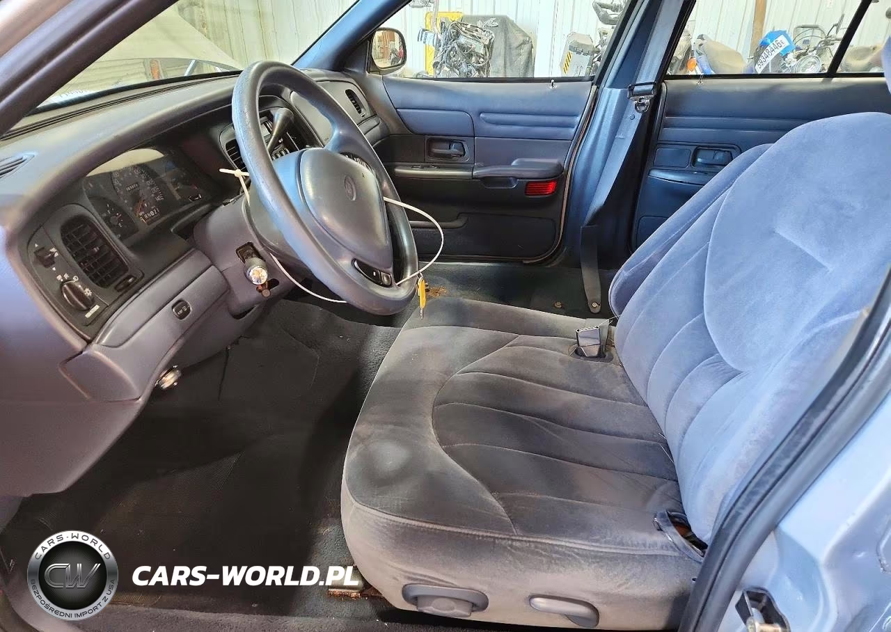 1999 Ford Crown Victoria Police Interceptor VIN:2FAFP71W1XX116004 - 7