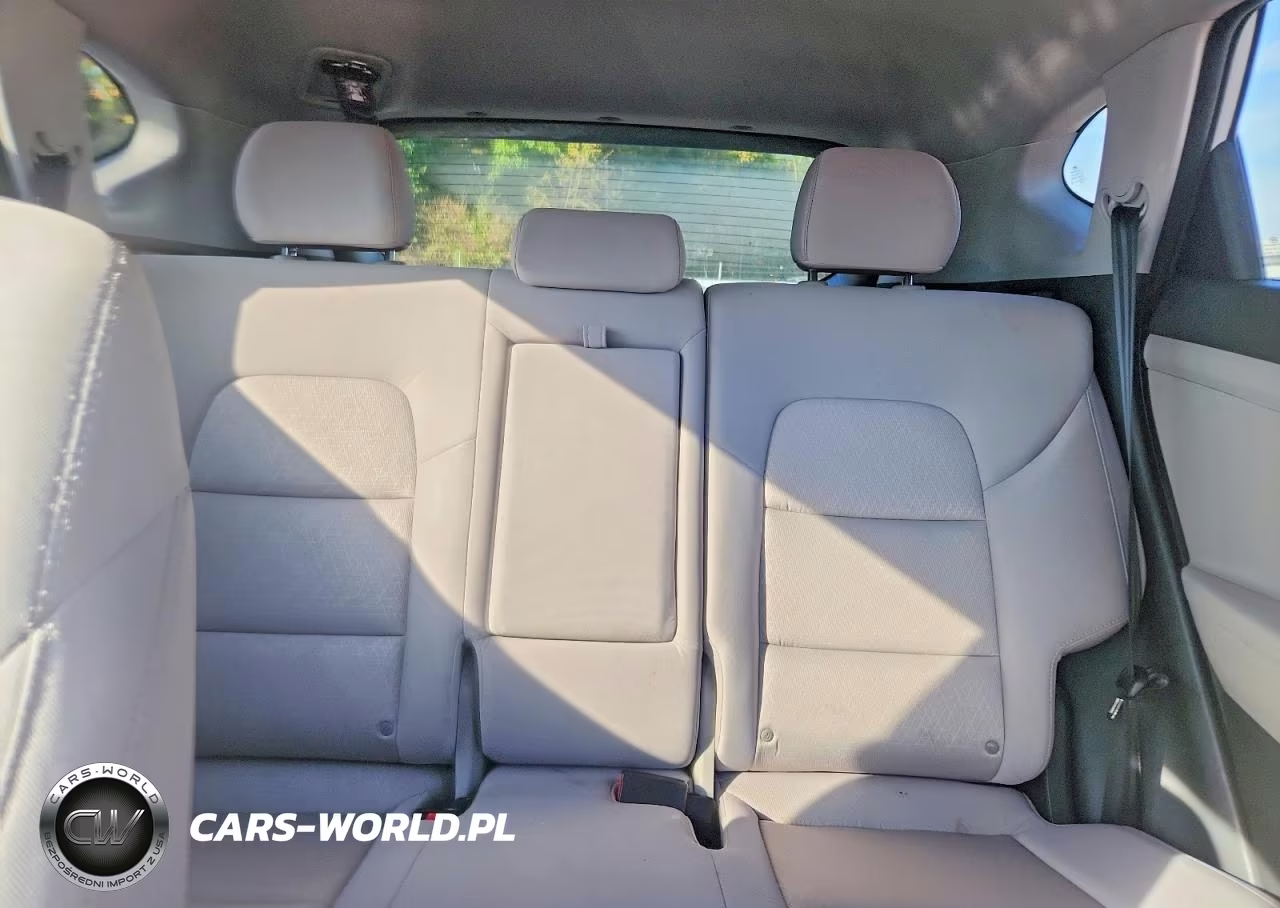 2018 Hyundai Tucson Sel VIN:KM8J3CA41JU684237 - 10