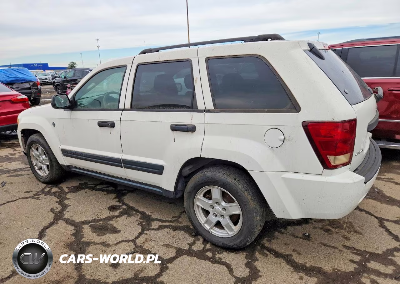 2005 Jeep Grand Cherokee Laredo VIN:1J4HR48N15C578236 - 2