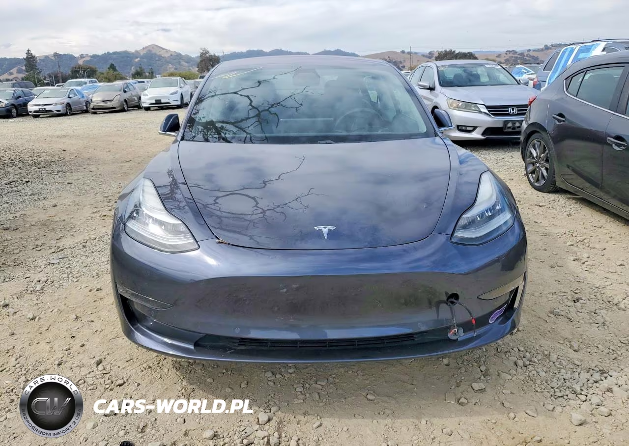 2018 Tesla Model 3 VIN:5YJ3E1EB5JF093194 - 5