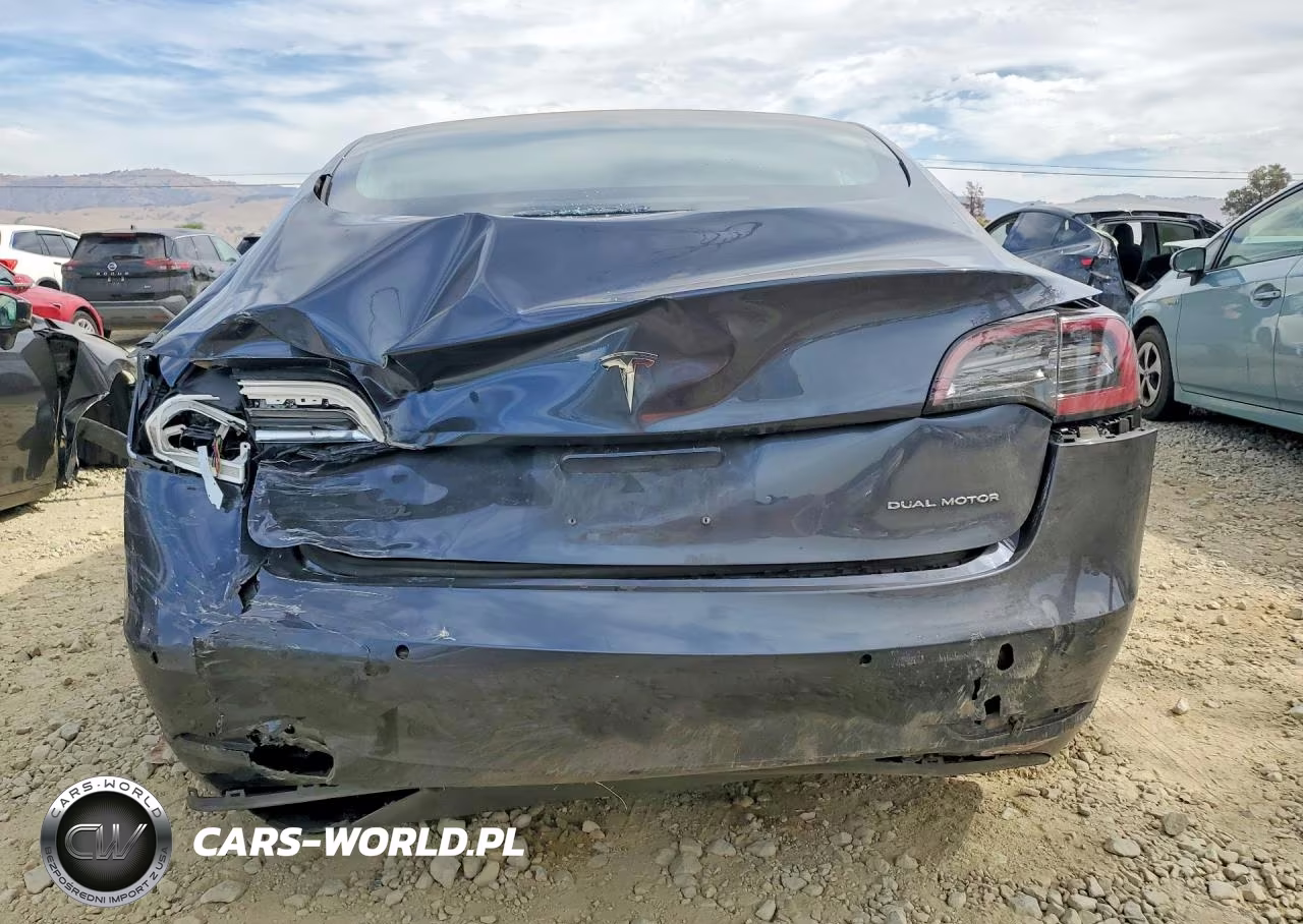 2018 Tesla Model 3 VIN:5YJ3E1EB5JF093194 - 6