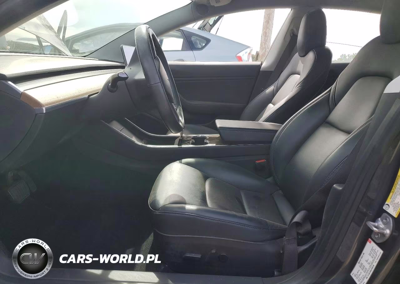 2018 Tesla Model 3 VIN:5YJ3E1EB5JF093194 - 7