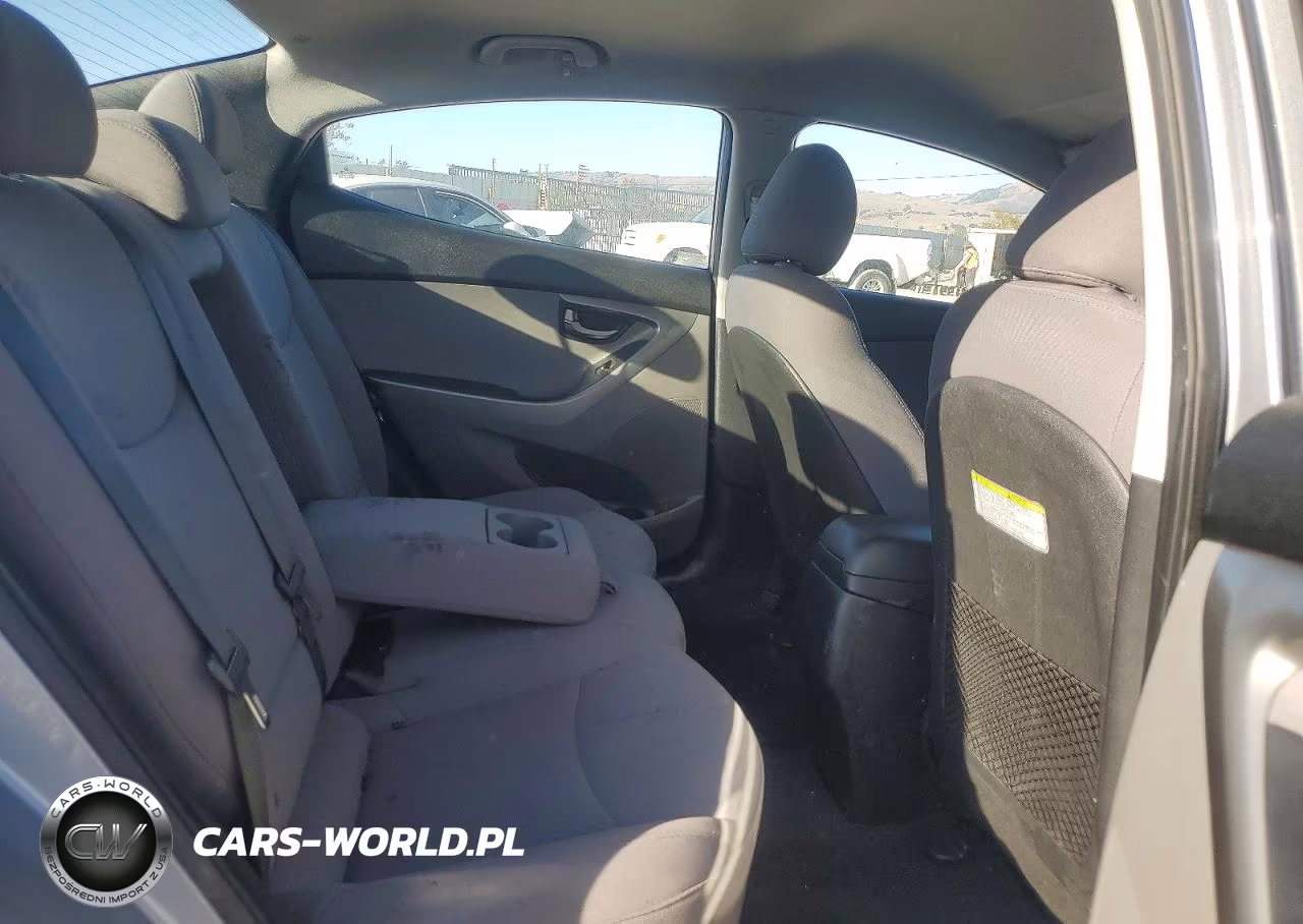 2016 Hyundai Elantra Se VIN:5NPDH4AE9GH715948 - 10
