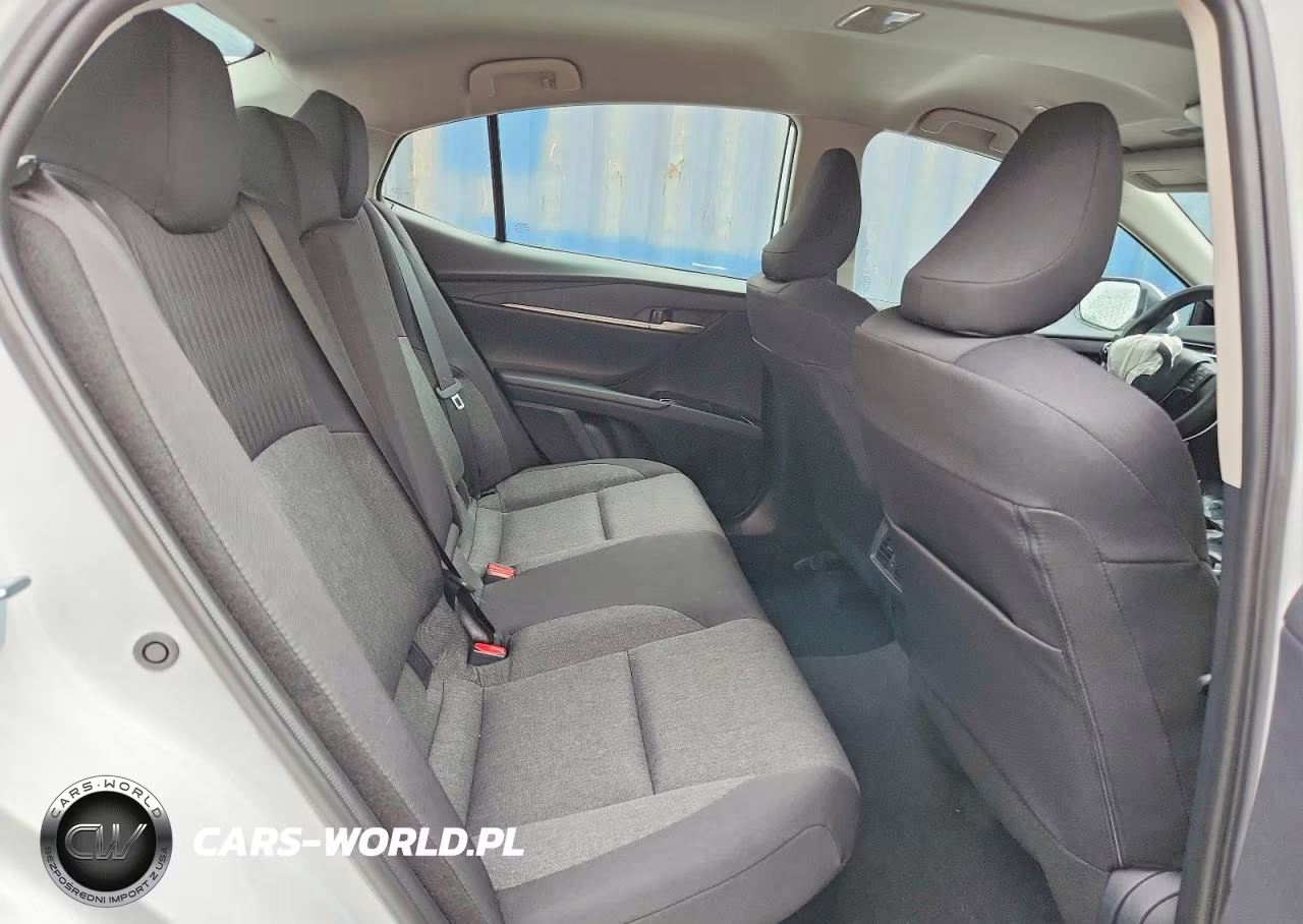 2026 Toyota Camry Le VIN:4T1DAACK6TU280243 - 10