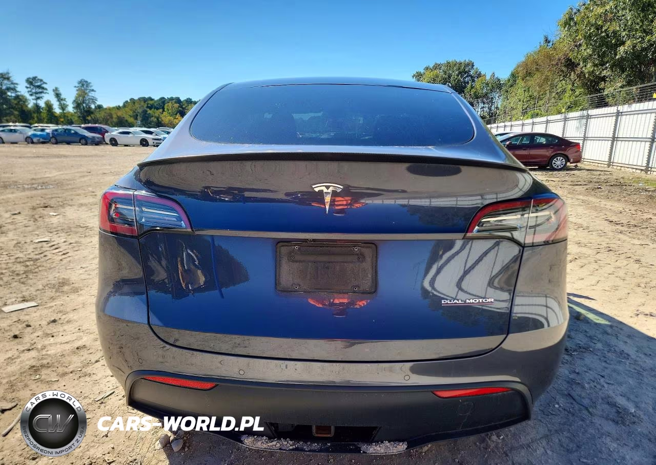 2022 Tesla Model Y VIN:7SAYGDEF5NF505465 - 6