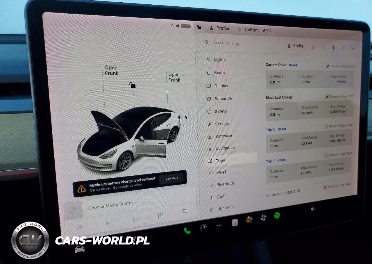 2021 Tesla Model 3 VIN:5YJ3E1EB0MF937887 - 9