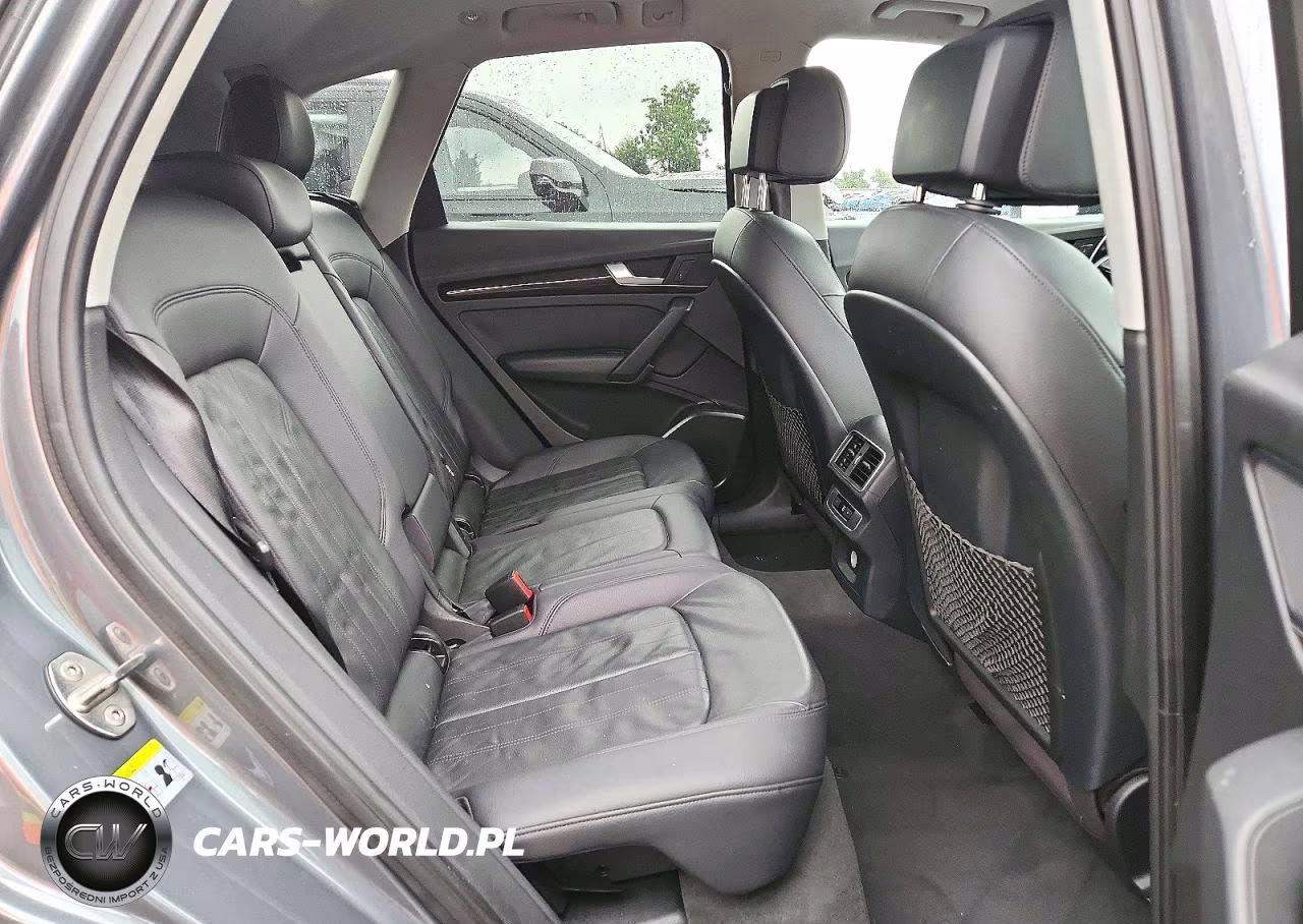 2018 Audi Q5 Premium VIN:WA1ANAFY9J2013788 - 11