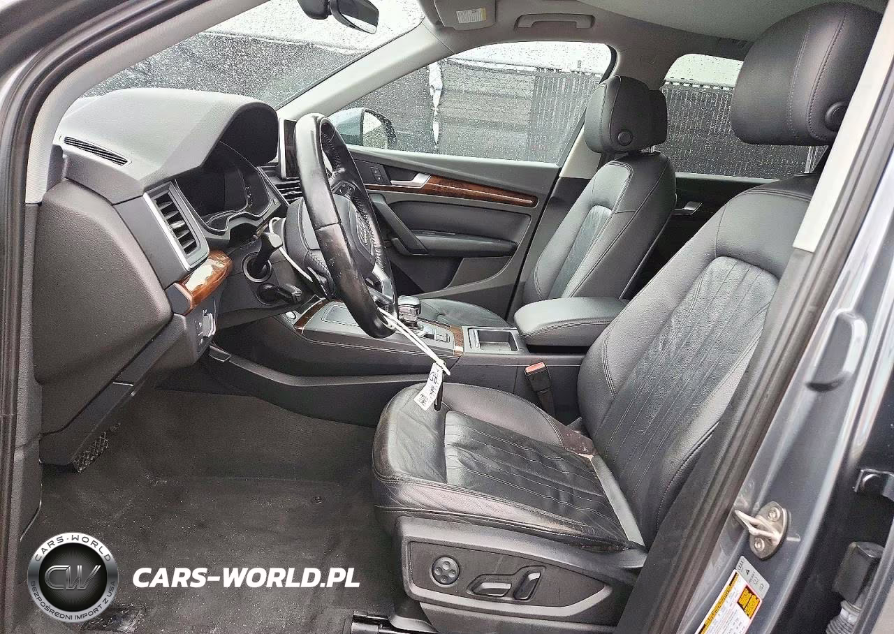 2018 Audi Q5 Premium VIN:WA1ANAFY9J2013788 - 7