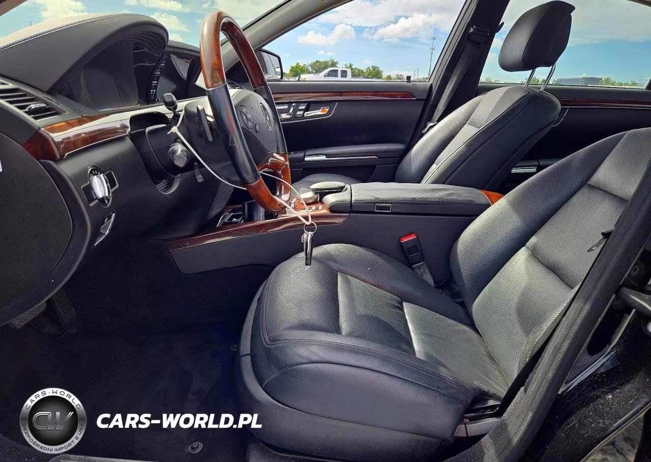 2010 Mercedes-Benz S 550 VIN:WDDNG7BB3AA347977 - 7