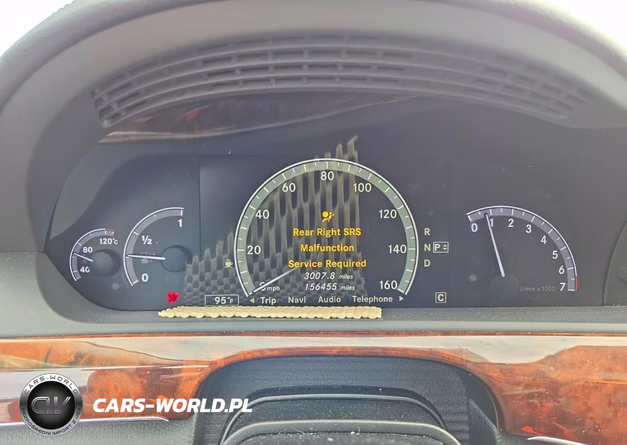 2010 Mercedes-Benz S 550 VIN:WDDNG7BB3AA347977 - 9