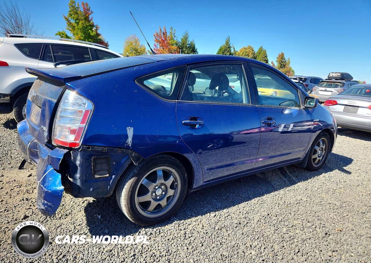 2008 Toyota Prius Touring VIN:JTDKB20U187796245 - 3