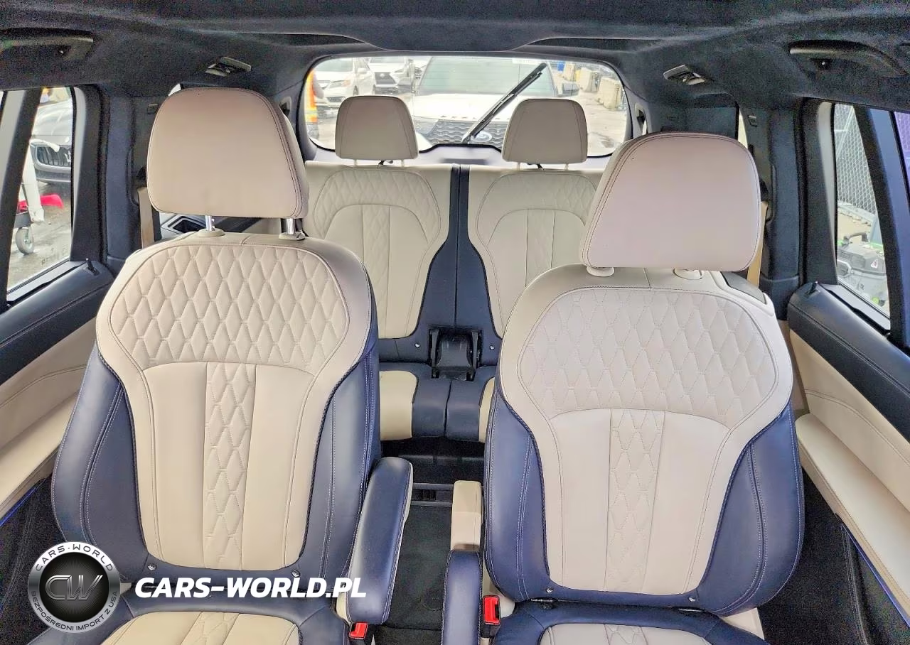 2019 BMW X7 xDrive50I VIN:5UXCX4C54KLS38330 - 10