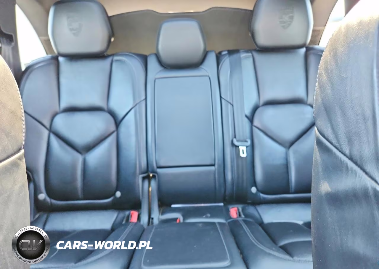2018 Porsche Cayenne VIN:WP1AA2A25JKA06295 - 10