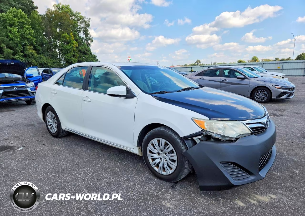 2013 Toyota Camry Le VIN:4T1BF1FK1DU654005 - 4