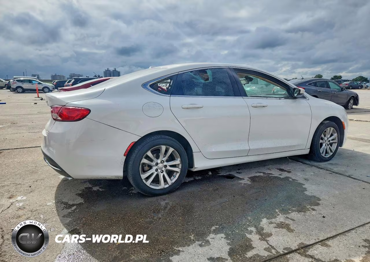 2015 Chrysler 200 Limited VIN:1C3CCCAB4FN633459 - 3