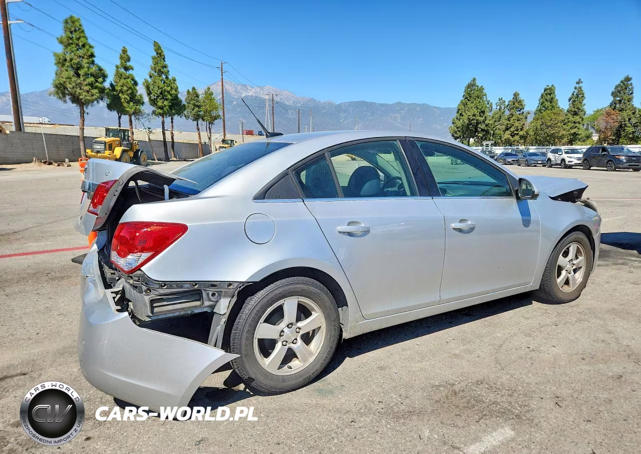 2013 Chevrolet Cruze Lt VIN:1G1PC5SB6D7158544 - 3