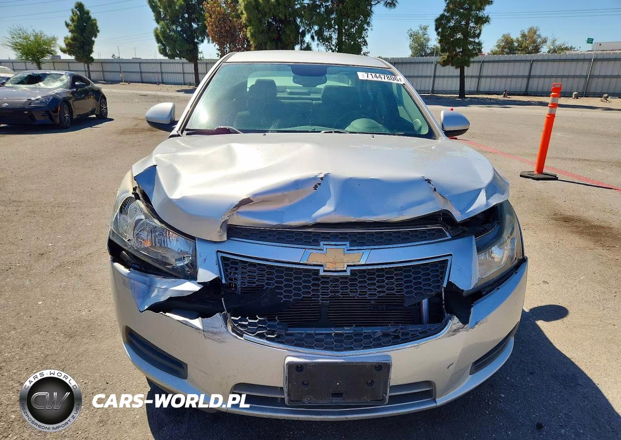 2013 Chevrolet Cruze Lt VIN:1G1PC5SB6D7158544 - 5