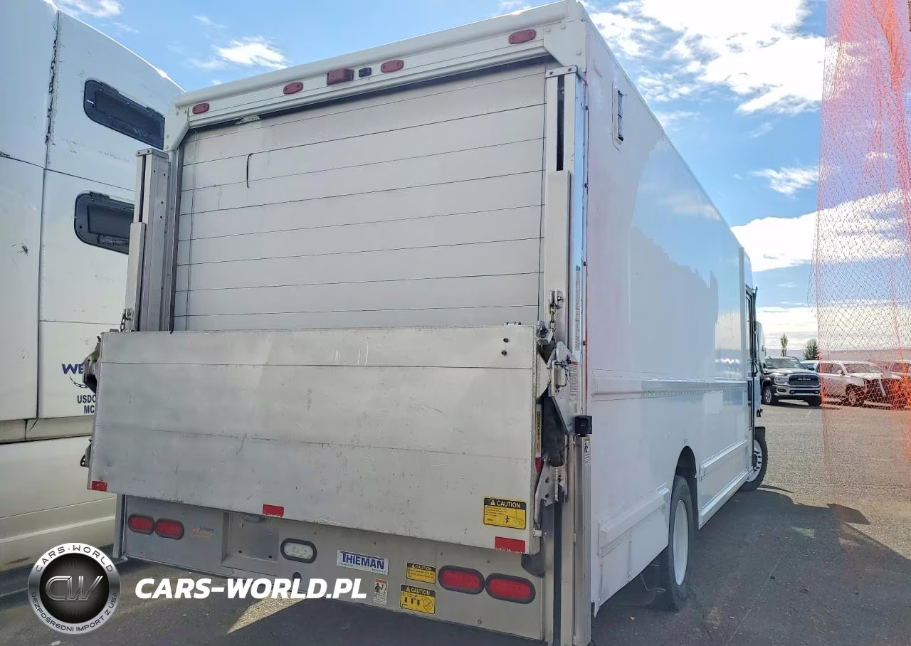 2015 Ford F59 - Delivery Van VIN:1F66F5KY4F0A13127 - 3