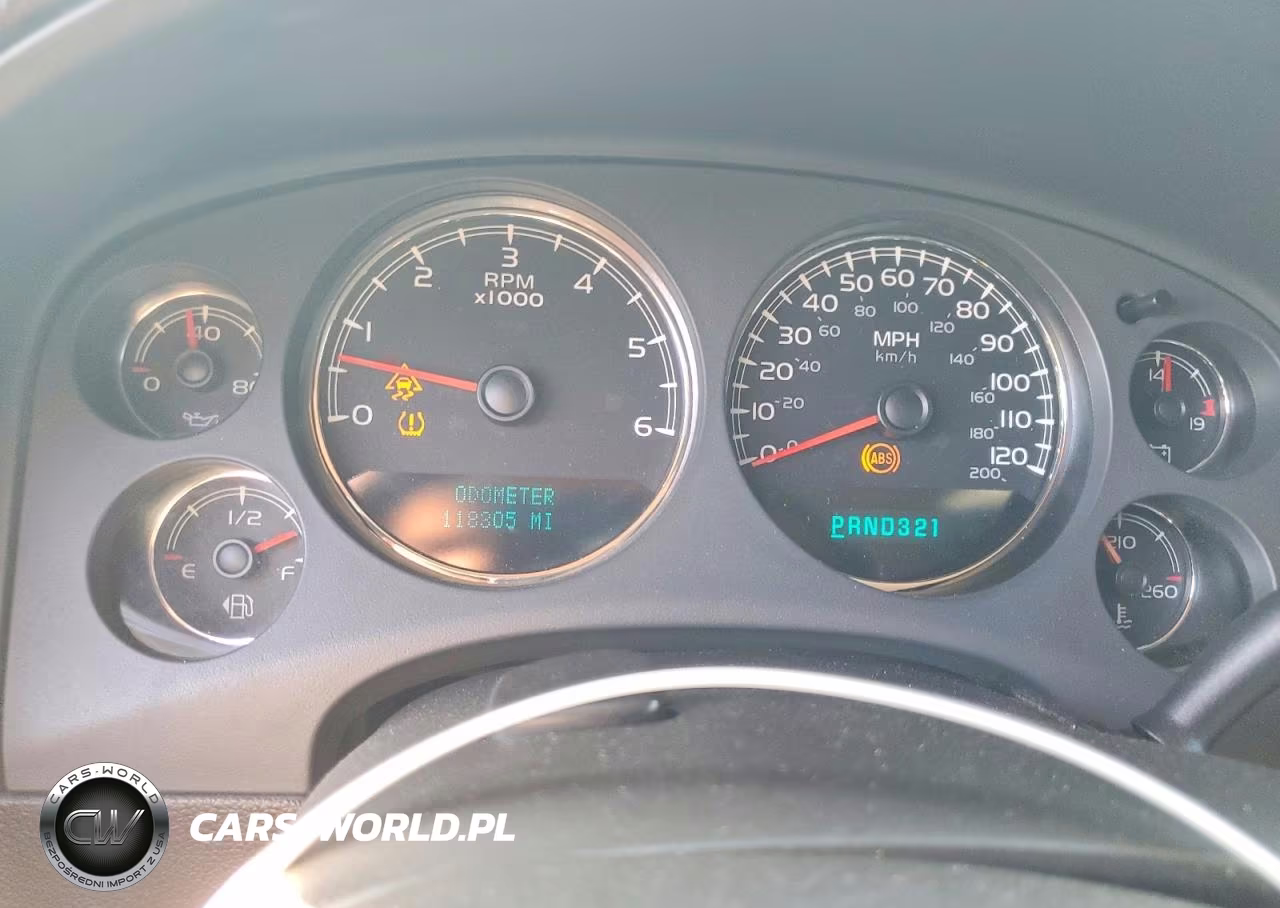 2007 Chevrolet Tahoe C1500 VIN:1GNFC13047R326934 - 9