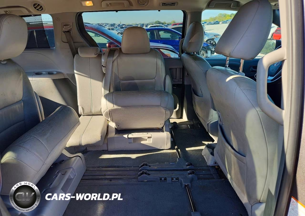 2016 Toyota Sienna Xle 8-Passenger VIN:5TDYK3DC1GS754583 - 11