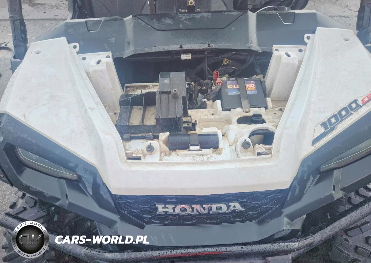 2016 Honda Pioneer 1000 Utility Vehicle VIN:1HFVE0422G4004465 - 7