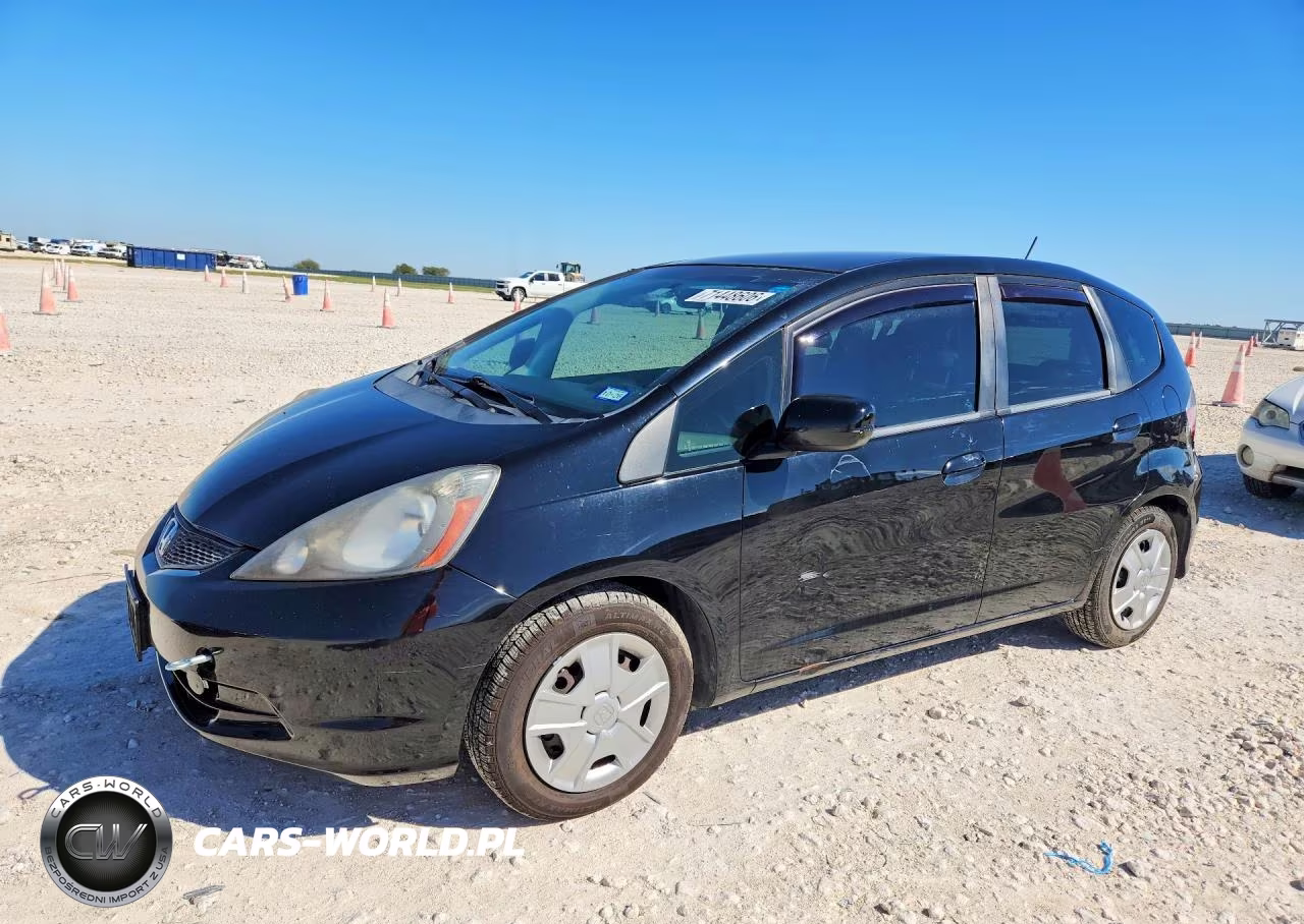 2012 Honda Fit VIN:JHMGE8H33CC002565 - 1