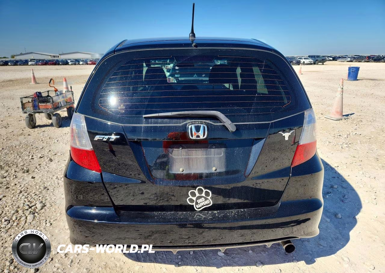 2012 Honda Fit VIN:JHMGE8H33CC002565 - 6