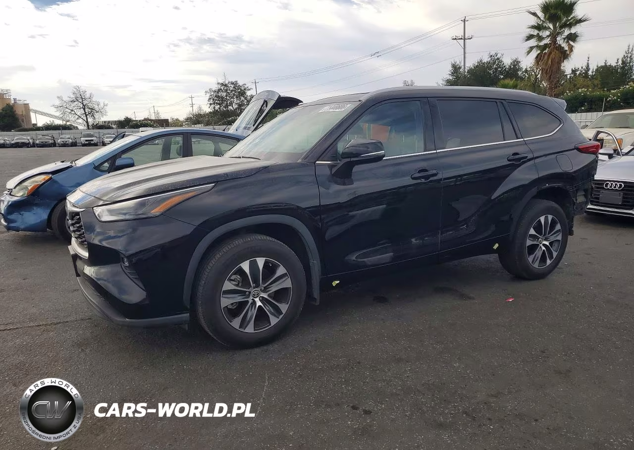 2022 Toyota Highlander Xle