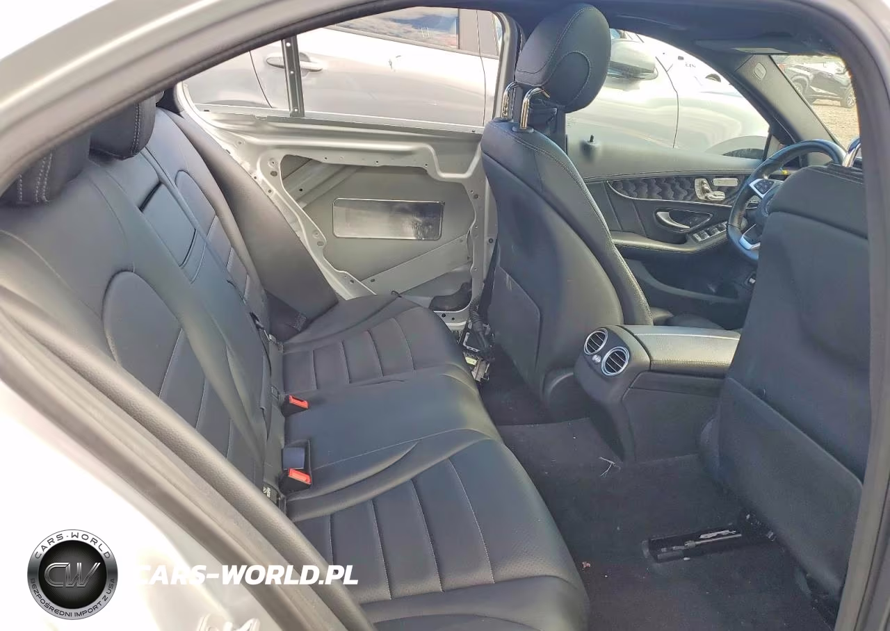 2015 Mercedes-Benz C 300 4Matic VIN:55SWF4KB7FU012296 - 10