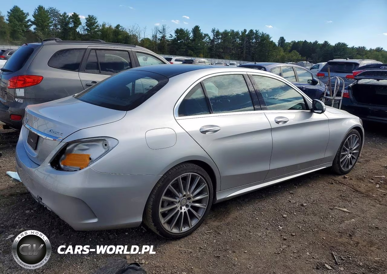 2015 Mercedes-Benz C 300 4Matic VIN:55SWF4KB7FU012296 - 3