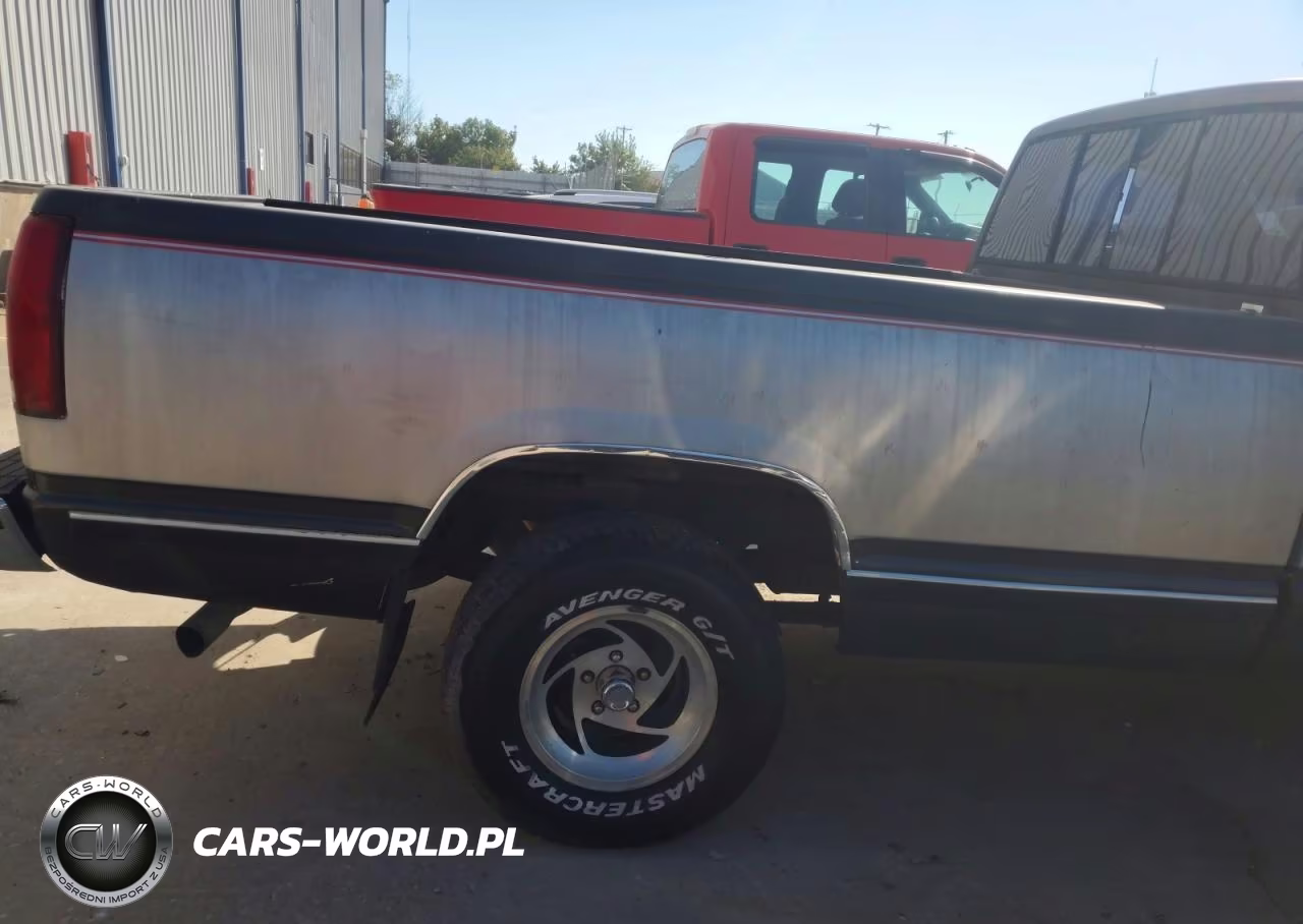 1991 Chevrolet Gmt-400 C1500 VIN:1GCDC14K1MZ115704 - 10