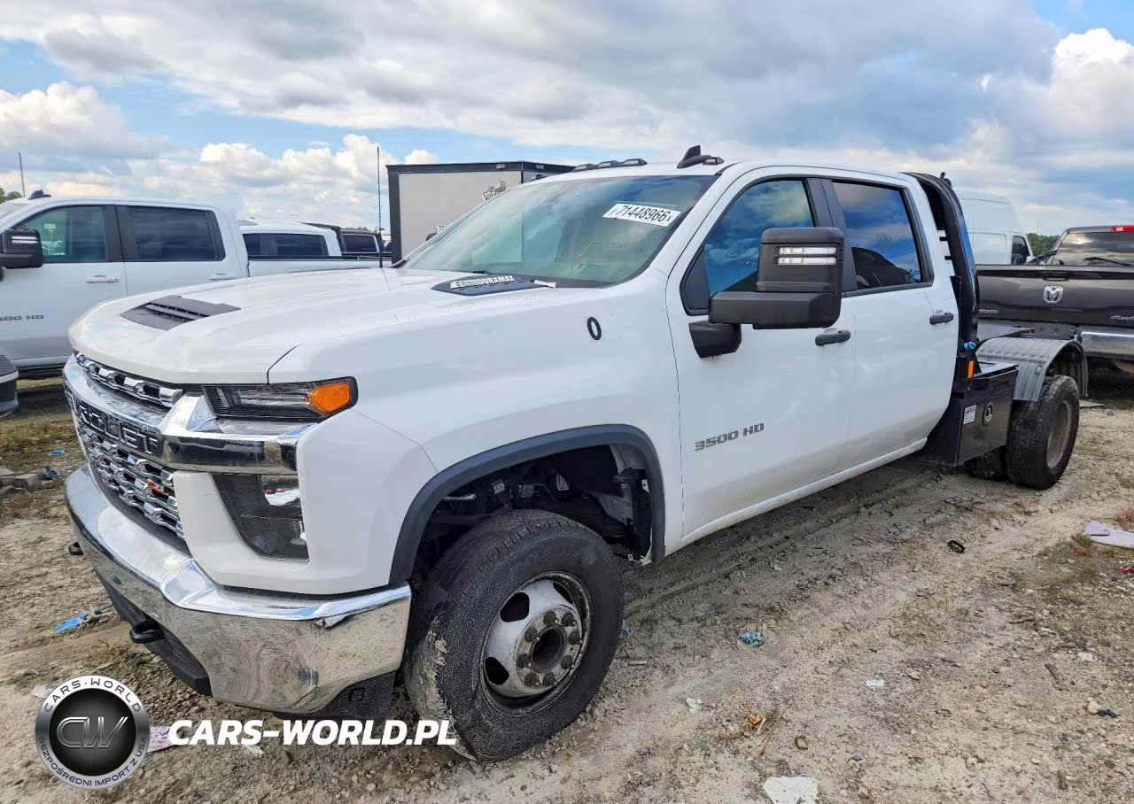 2022 Chevrolet Silverado C3500