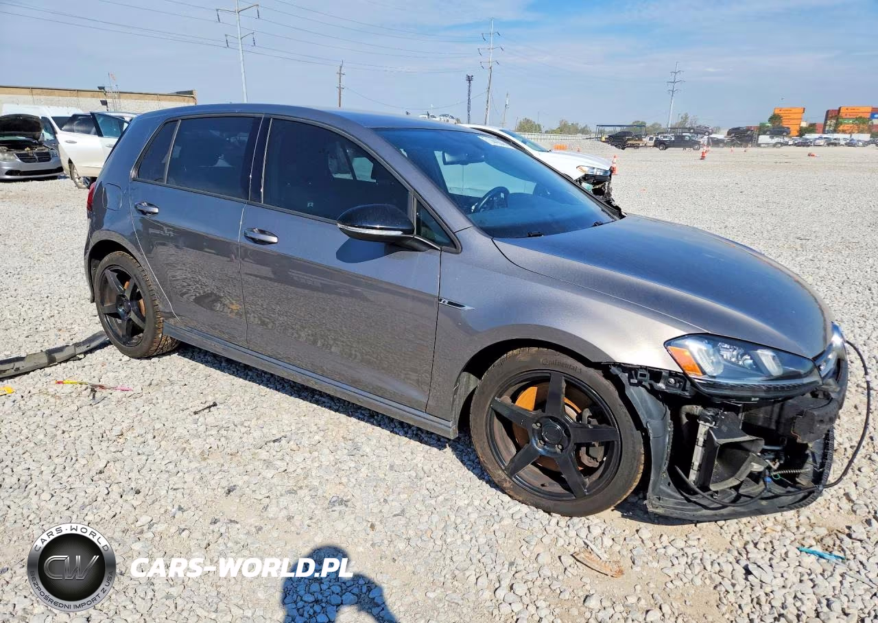 2016 Volkswagen Golf R VIN:WVWLF7AUXGW191343 - 4