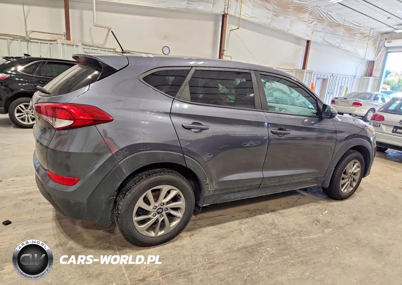 2017 Hyundai Tucson Se VIN:KM8J23A48HU537751 - 3