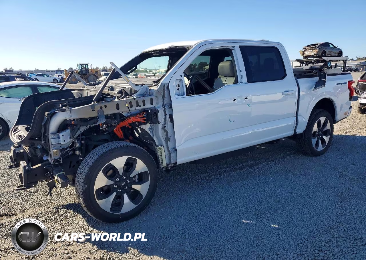 2023 Ford F150 Lightning Pro
