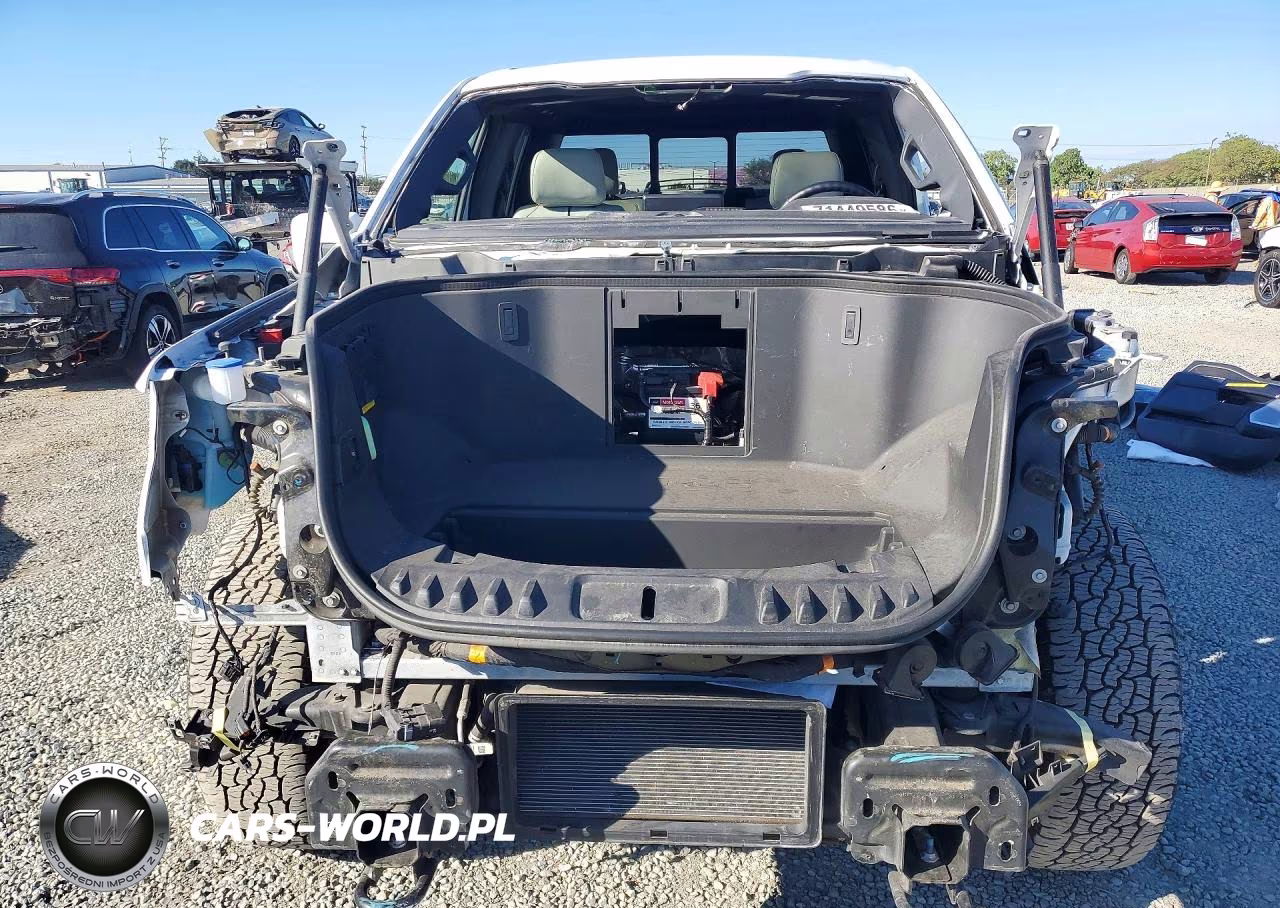 2023 Ford F150 Lightning Pro VIN:1FT6W1EV1PWG25629 - 5
