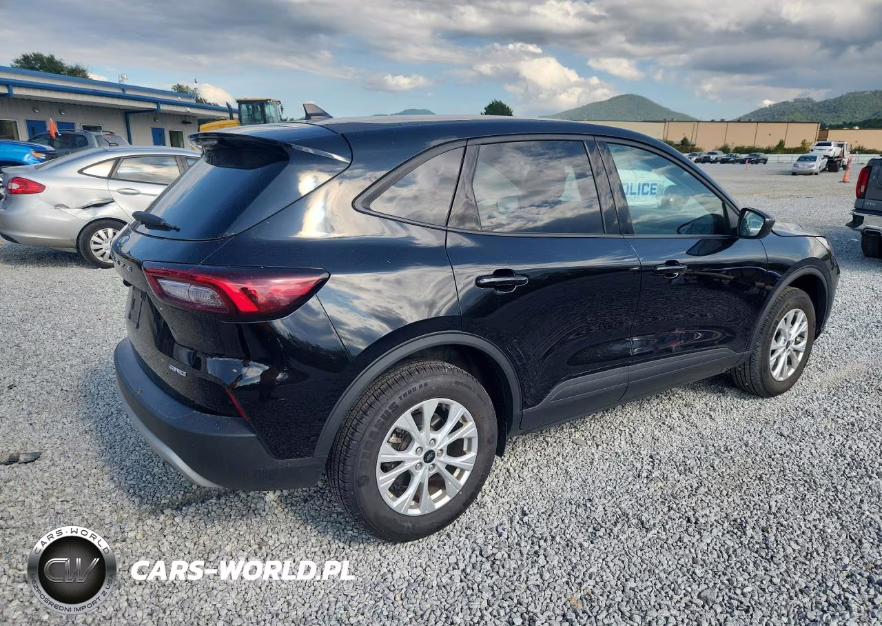 2025 Ford Escape Active VIN:1FMCU9GN2SUA82182 - 3