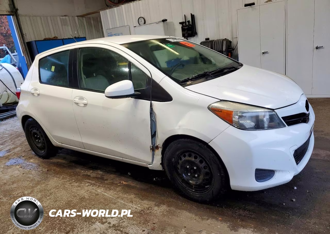 2013 Toyota Yaris 5-Door Le VIN:JTDKTUD31DD550091 - 4
