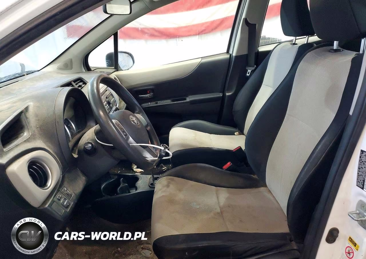 2013 Toyota Yaris 5-Door Le VIN:JTDKTUD31DD550091 - 7