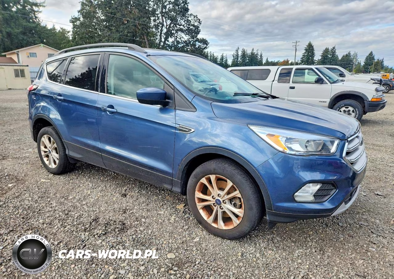2018 Ford Escape Se VIN:1FMCU9GD8JUB61944 - 4