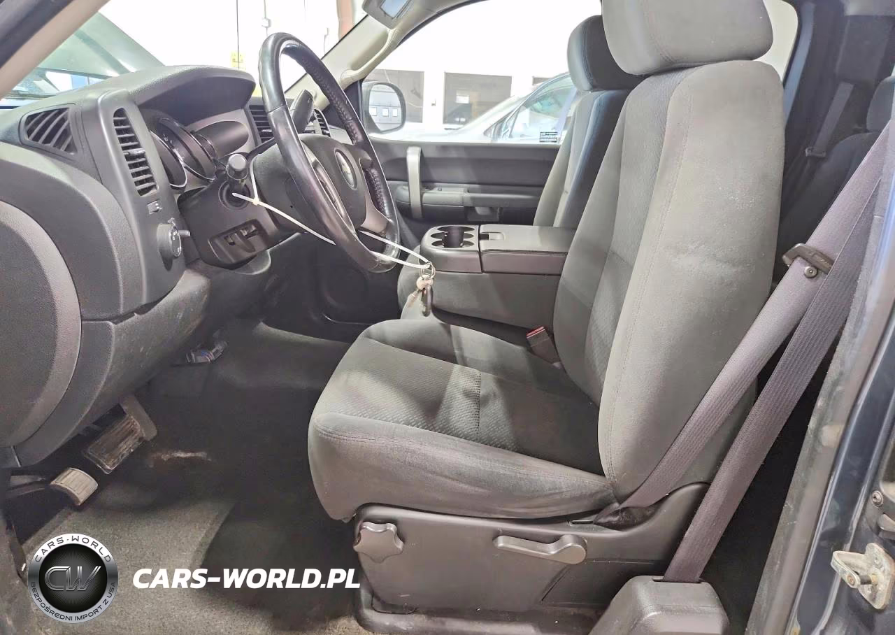 2008 Chevrolet Silverado C1500 VIN:2GCEC19C081260348 - 7