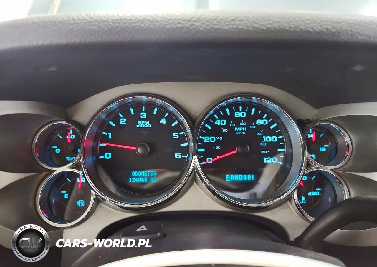 2008 Chevrolet Silverado C1500 VIN:2GCEC19C081260348 - 9
