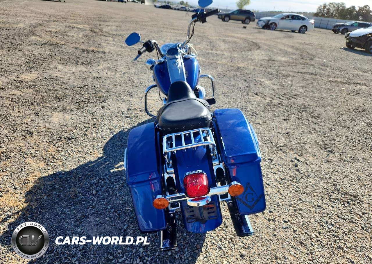 2015 Harley-Davidson Flhr Road King VIN:1HD1FBM13FB686175 - 4