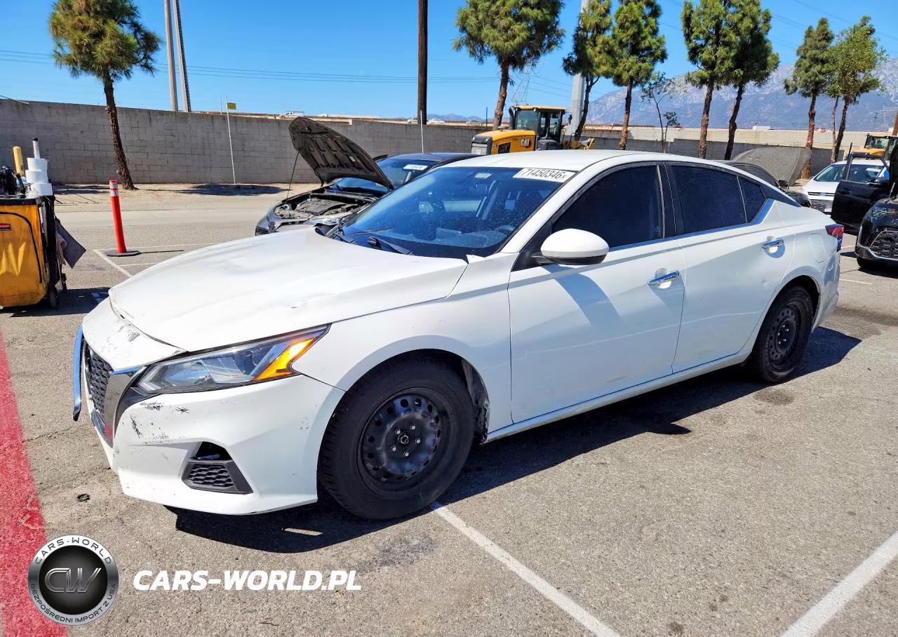 2019 Nissan Altima S