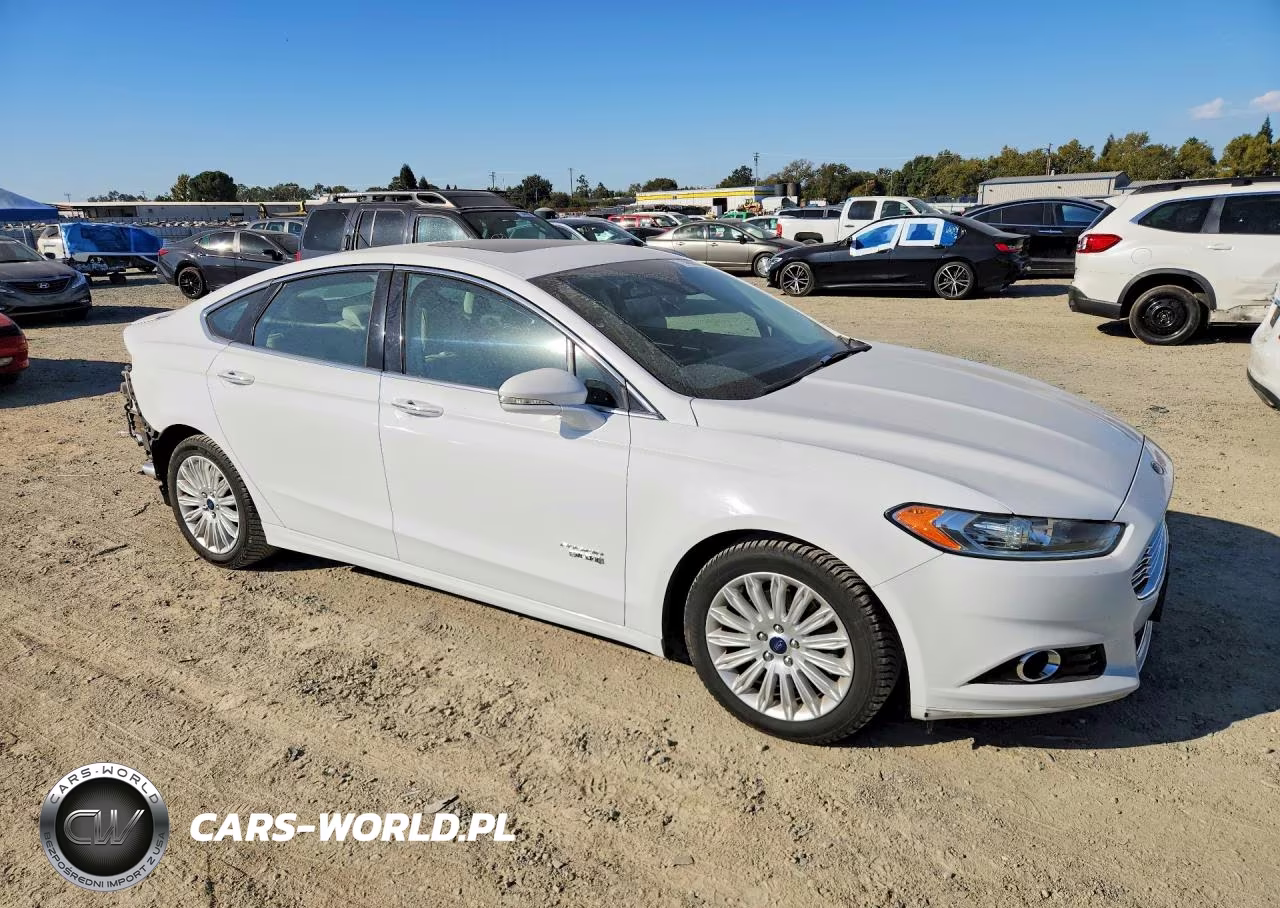 2014 Ford Fusion Titanium Phev VIN:3FA6P0SU8ER378554 - 4