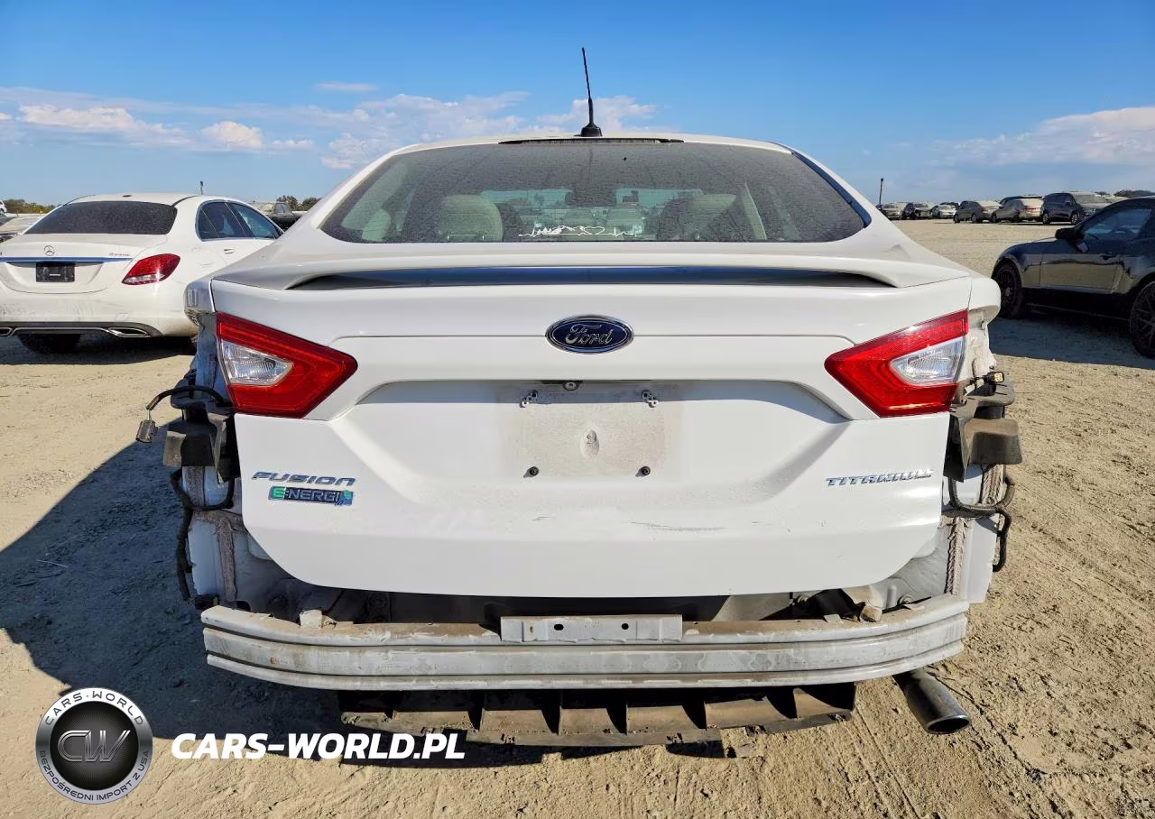 2014 Ford Fusion Titanium Phev VIN:3FA6P0SU8ER378554 - 6