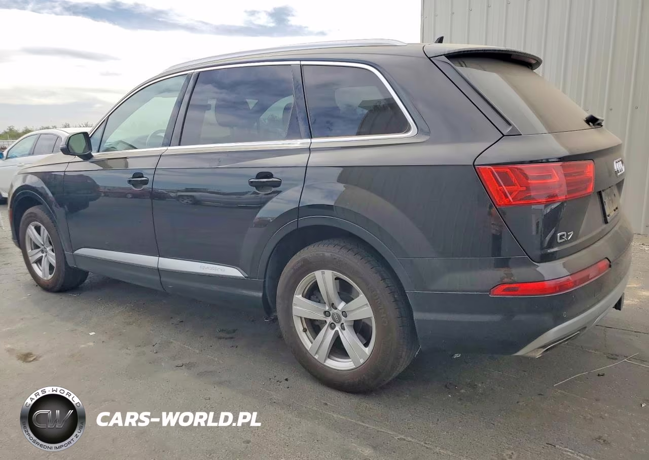 2017 Audi Q7 Premium Plus VIN:WA1LHAF71HD039193 - 2